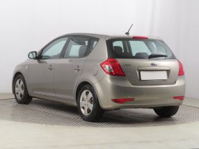 Kia Ceed - 2010