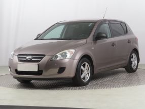 Kia Ceed - 2009