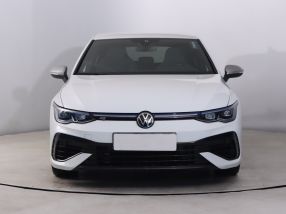 Volkswagen Golf - 2021