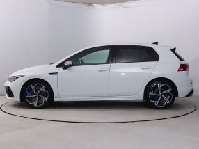 Volkswagen Golf - 2021