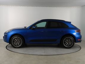 Porsche Macan - 2016