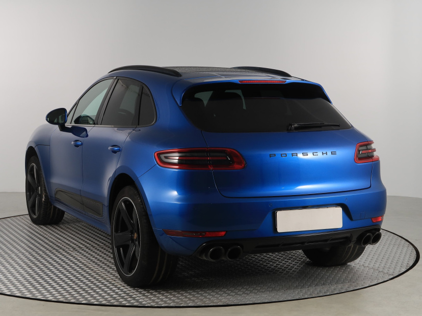 Porsche Macan, 2016