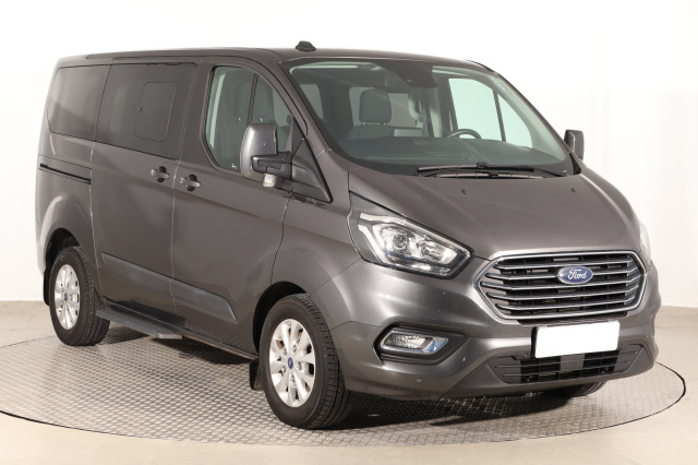 Ford Tourneo Custom 2021
