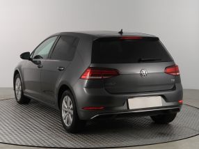 Volkswagen Golf - 2017