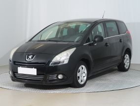 Peugeot 5008 - 2013