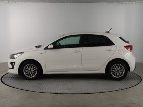 Kia Rio - 2021