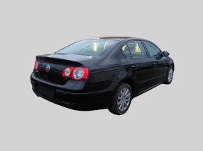 Volkswagen Passat - 2010