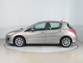 Peugeot 308 - 2011