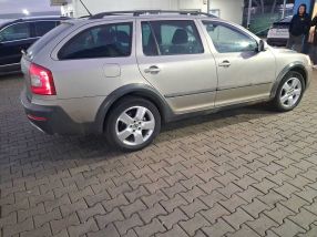 Skoda Octavia Scout - 2011