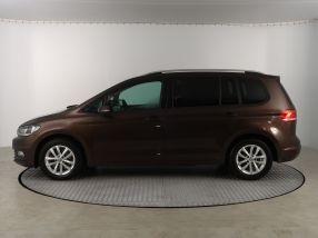 Volkswagen Touran - 2015