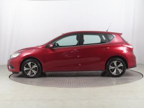 Nissan Pulsar - 2015