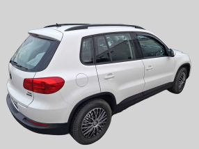 Volkswagen Tiguan - 2012