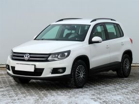 Volkswagen Tiguan - 2012