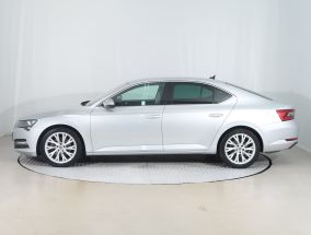 Skoda Superb - 2019