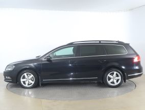 Volkswagen Passat - 2011