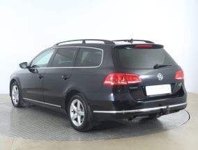 Volkswagen Passat - 2011