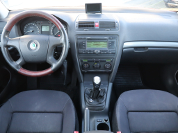 Škoda Octavia 2005