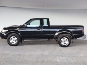Nissan Navara - 2002
