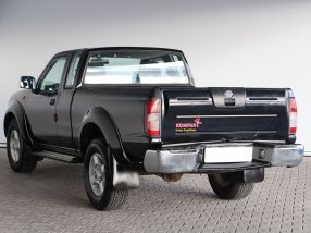 Nissan Navara - 2002