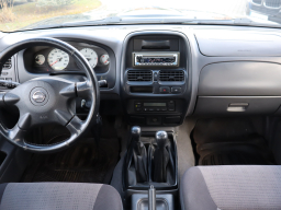 Nissan Navara 2002