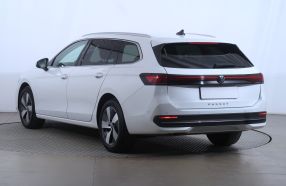 Volkswagen Passat - 2024