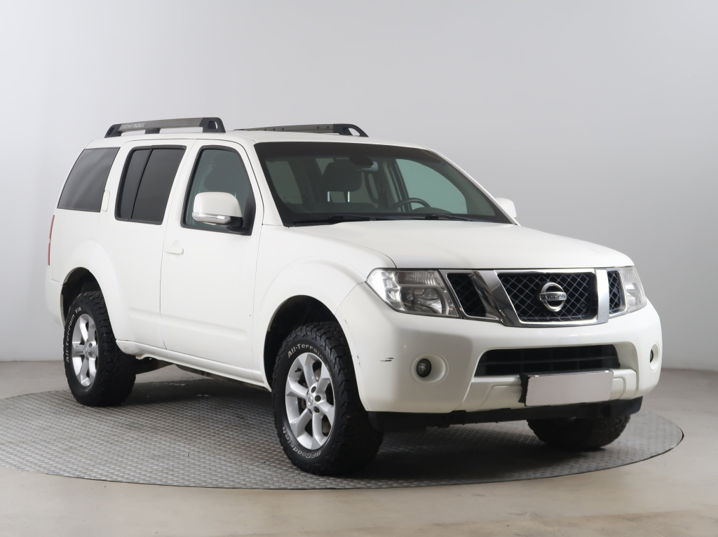 Nissan Pathfinder, 2010