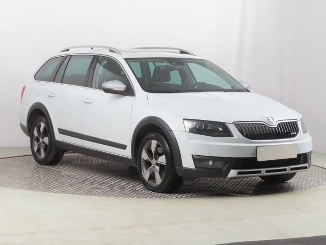 Škoda Octavia Scout 2015