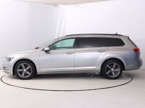 Volkswagen Passat - 2015