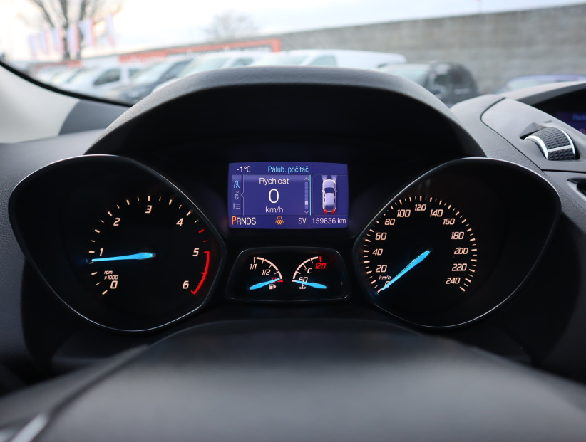 Ford Kuga, 2013