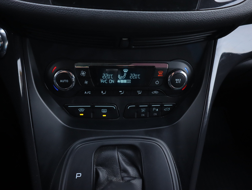 Ford Kuga, 2013