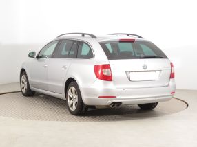 Skoda Superb - 2012