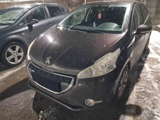 Peugeot 208 2012