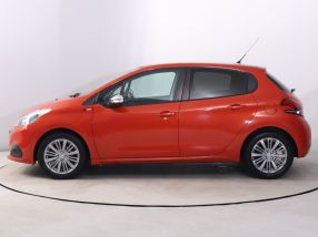 Peugeot 208 - 2016
