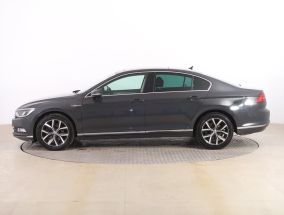 Volkswagen Passat - 2015