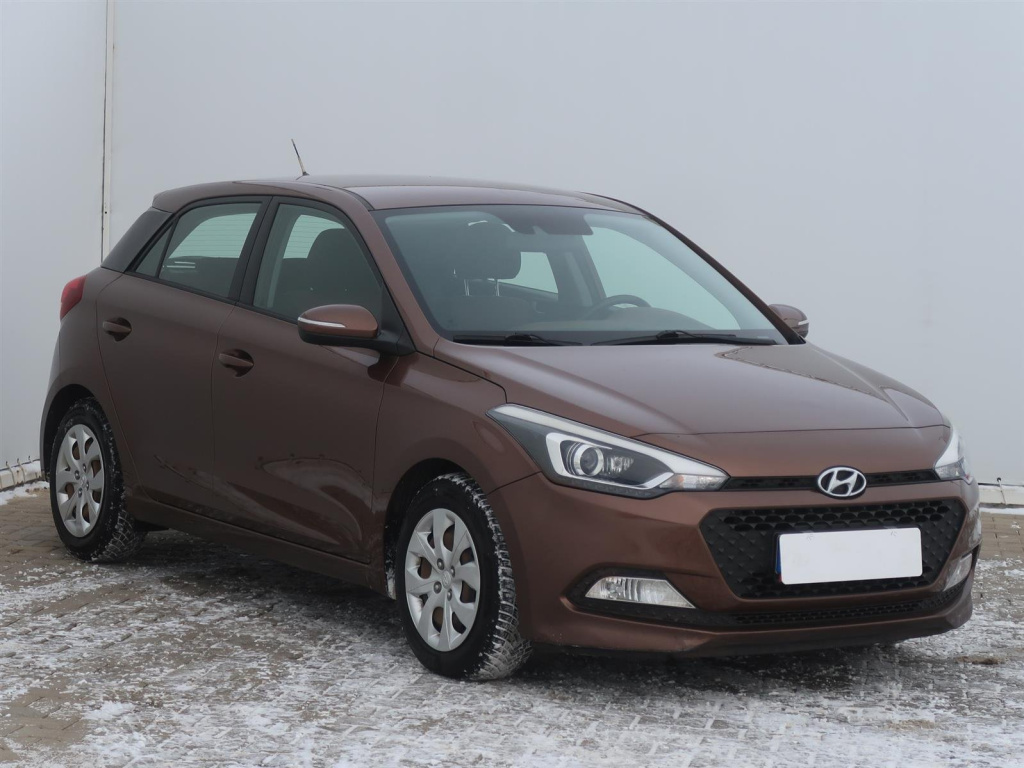 Hyundai i20, 2015