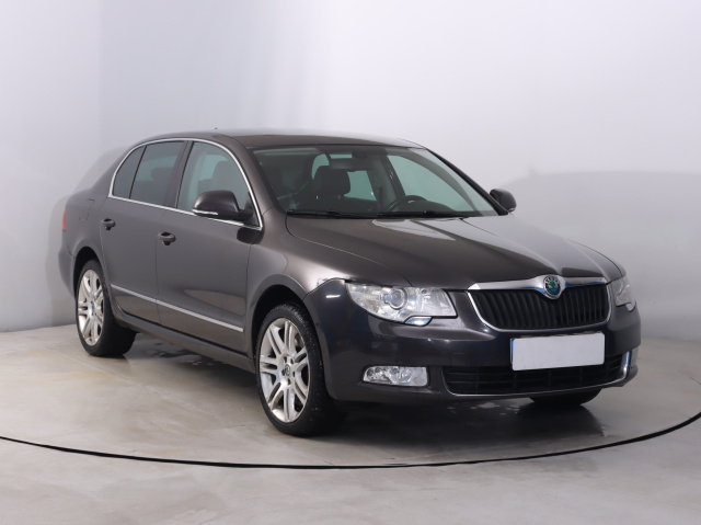 Škoda Superb 2010
