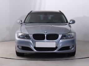 BMW 3 - 2011