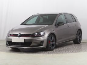 Volkswagen Golf - 2013