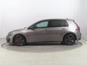 Volkswagen Golf - 2013