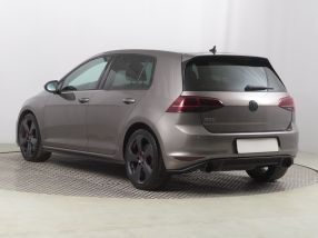 Volkswagen Golf - 2013