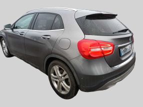 Mercedes-Benz GLA - 2016