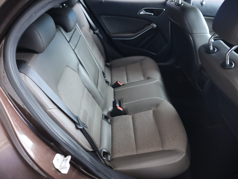Mercedes-Benz GLA, 2014