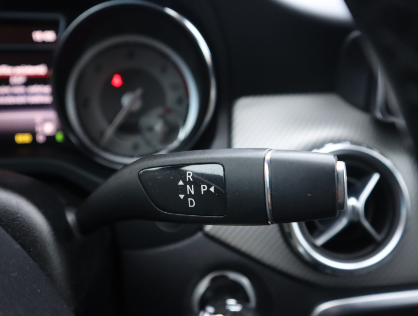 Mercedes-Benz GLA, 2014