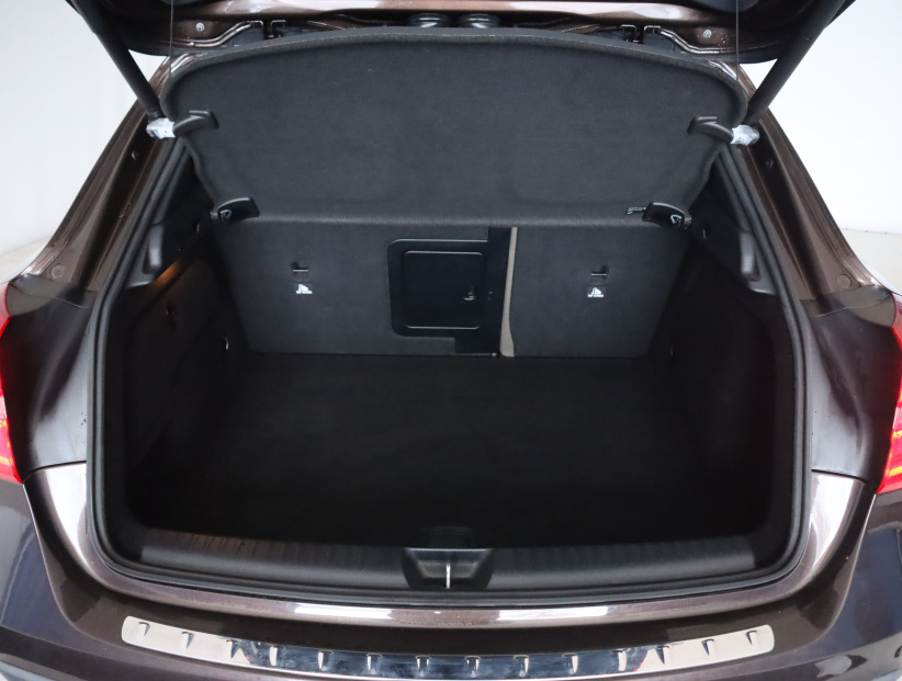 Mercedes-Benz GLA, 2014
