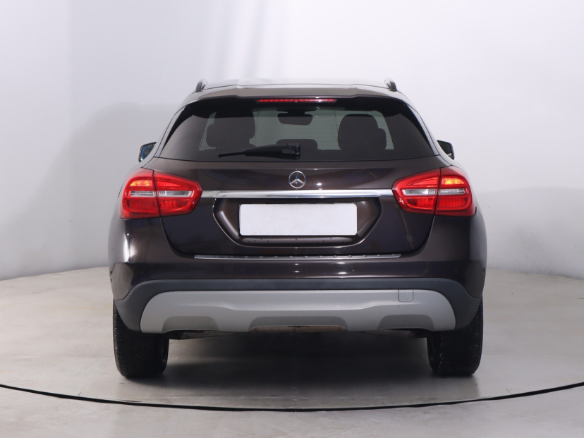 Mercedes-Benz GLA, 2014