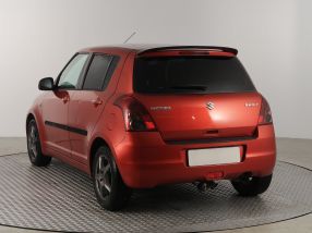 Suzuki Swift - 2010