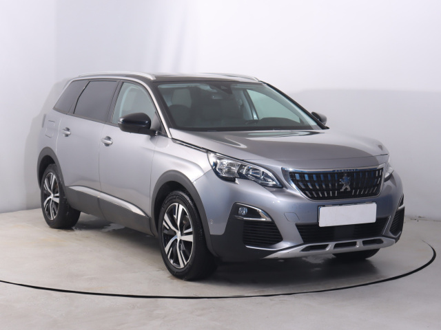Peugeot 5008 2020