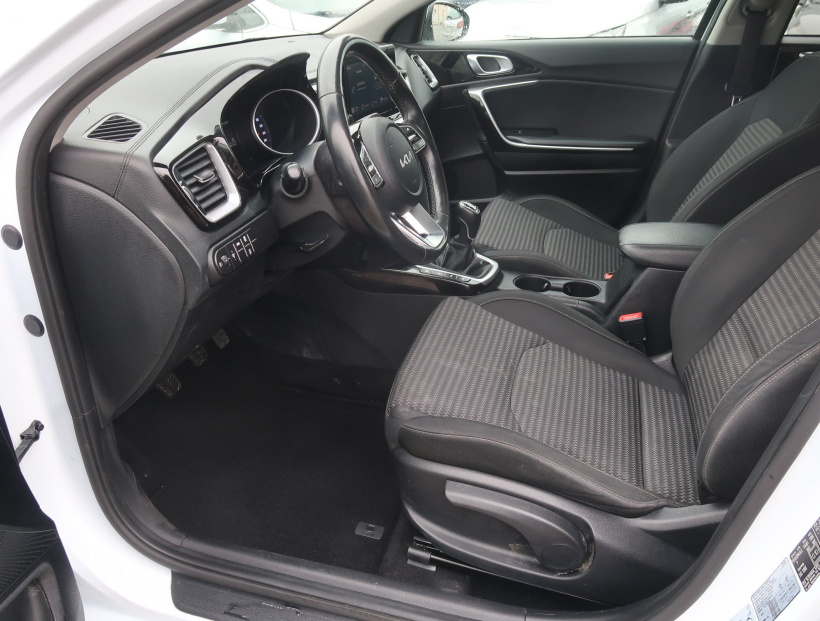 Kia Ceed, 2022
