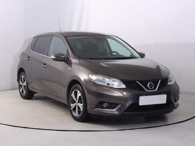 Nissan Pulsar 2015