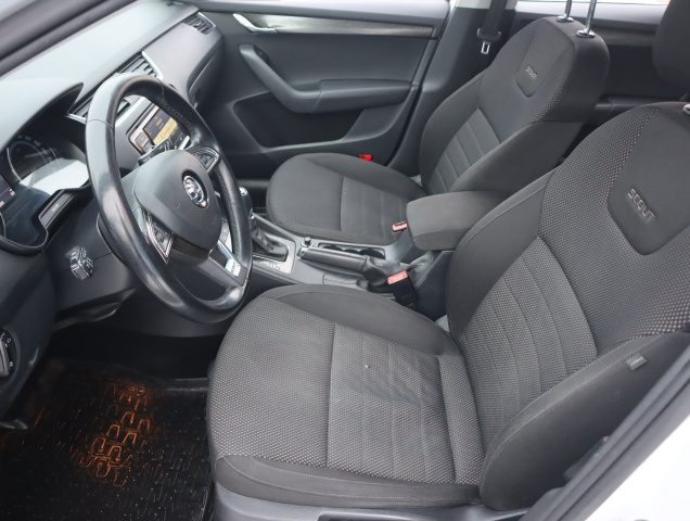 Škoda Octavia Scout